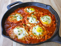 Shakshuka is a delicious meal from the Middle Easst made with veggitables and eggs. 